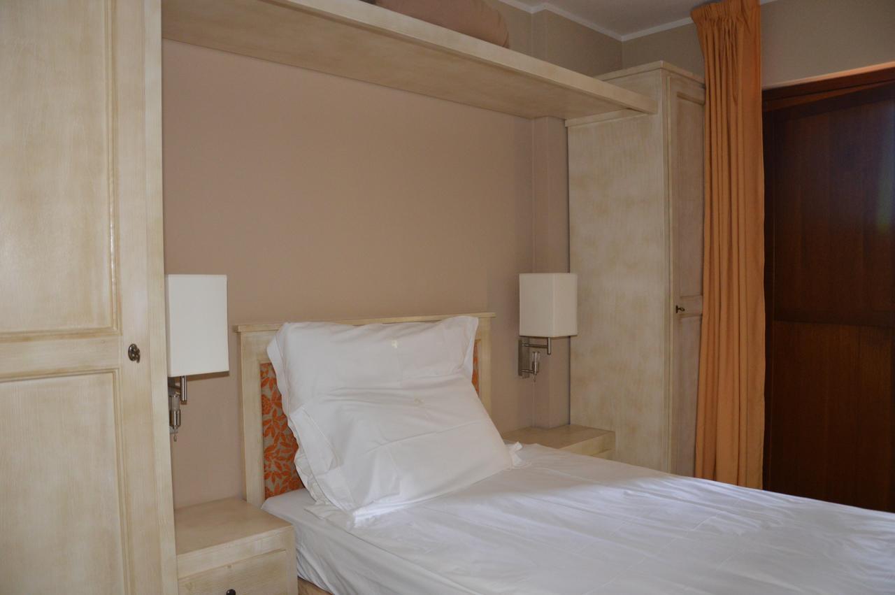 Roccamonfina Palace Hotel الغرفة الصورة