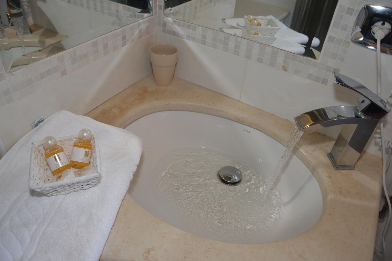 Roccamonfina Palace Hotel المظهر الخارجي الصورة