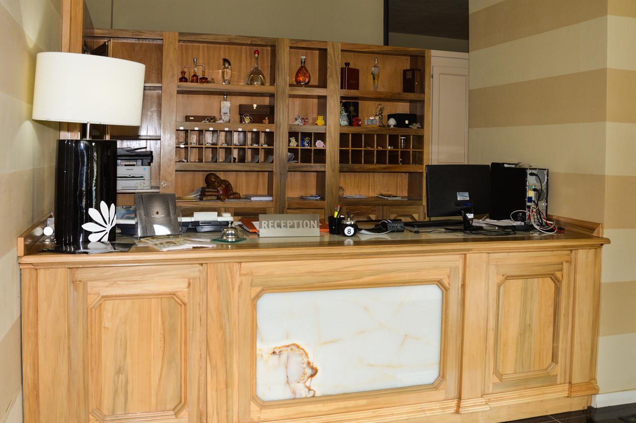 Roccamonfina Palace Hotel المظهر الخارجي الصورة