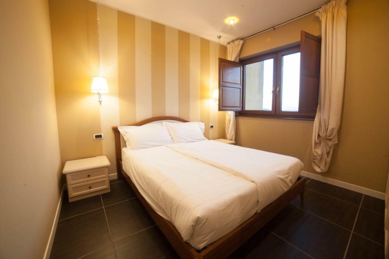 Roccamonfina Palace Hotel المظهر الخارجي الصورة